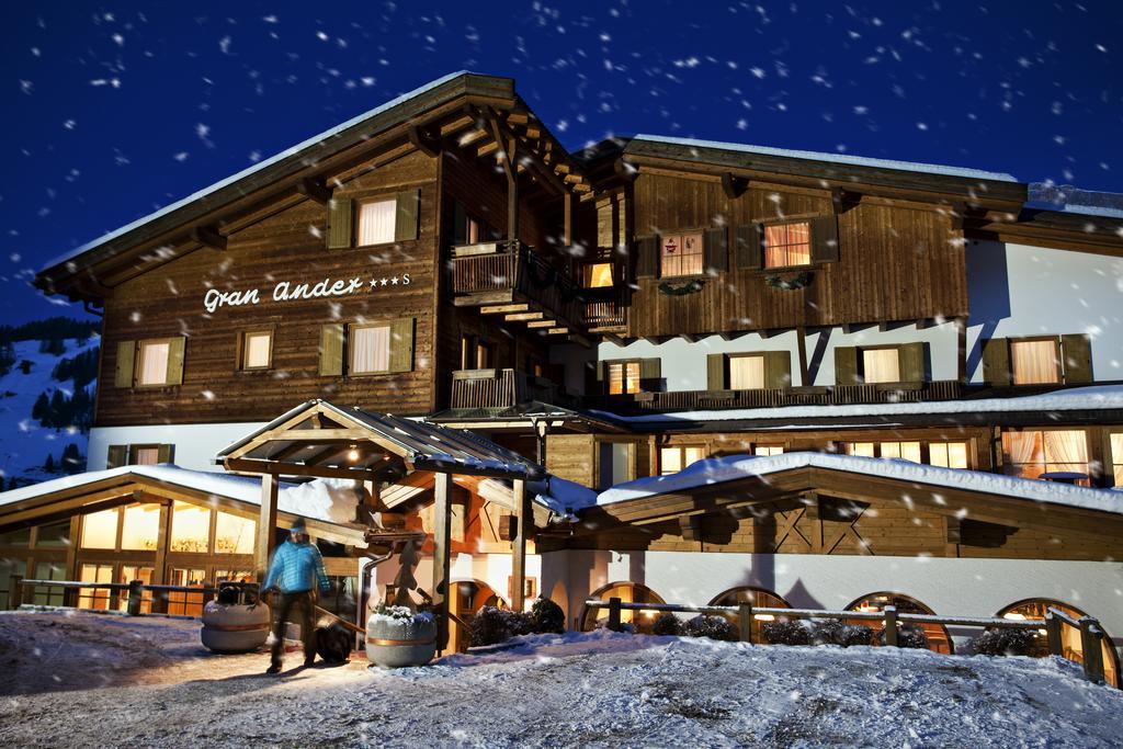 Gourmet Hotel Gran Ander Badia  Exteriör bild